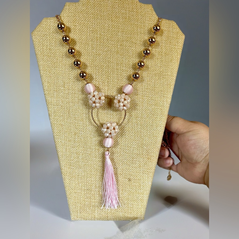 Elegant Pink and Gold Beaded Necklace